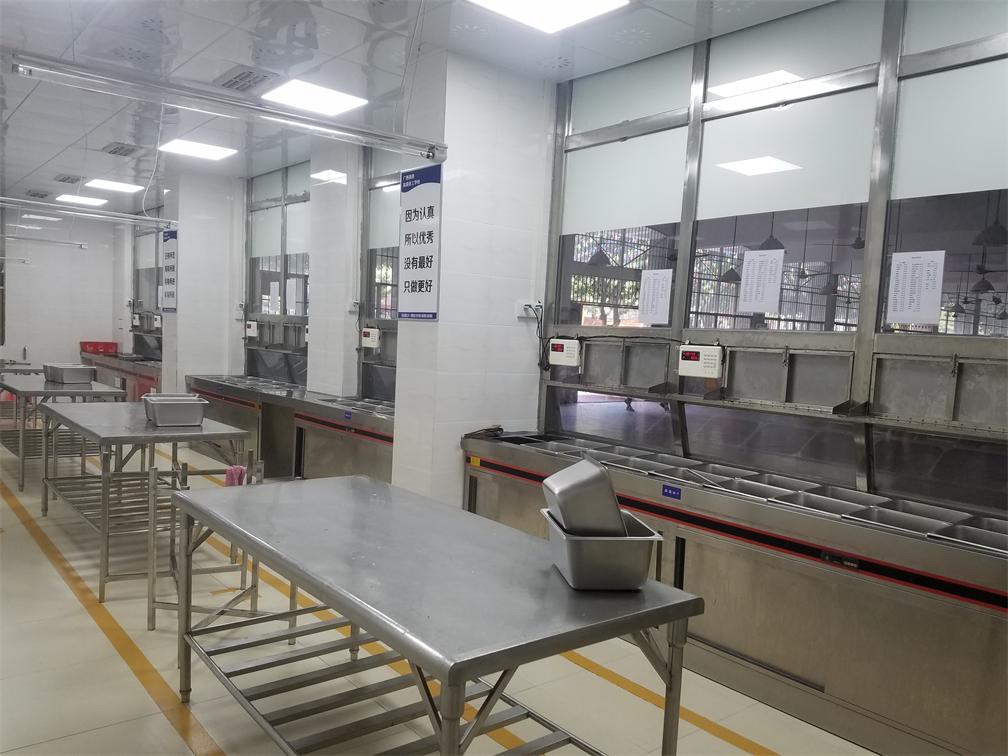 廣西商貿(mào)高級技工學(xué)校廚房設(shè)備工程之4D無水廚房5